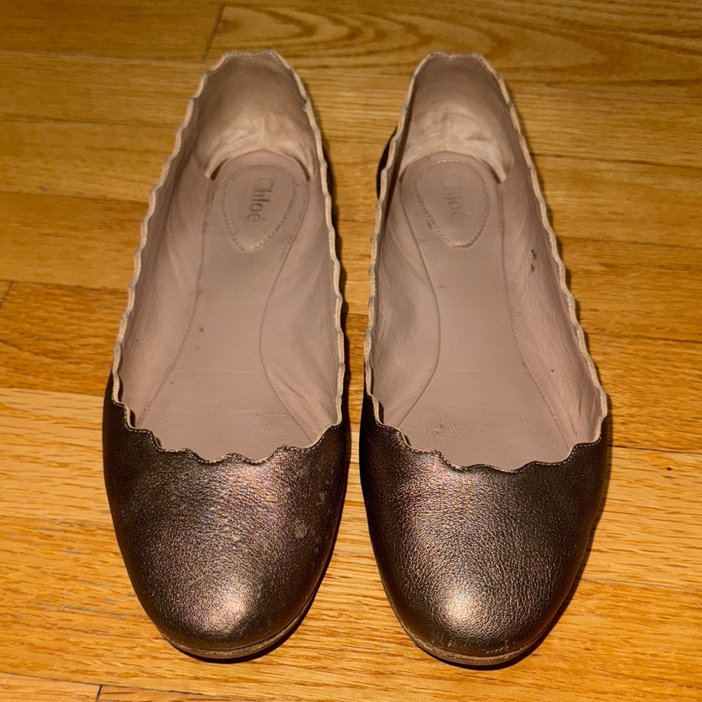 Chloe Lauren gold metallic scalloped ballet flats.  Size 38/8.  Re-Soled.